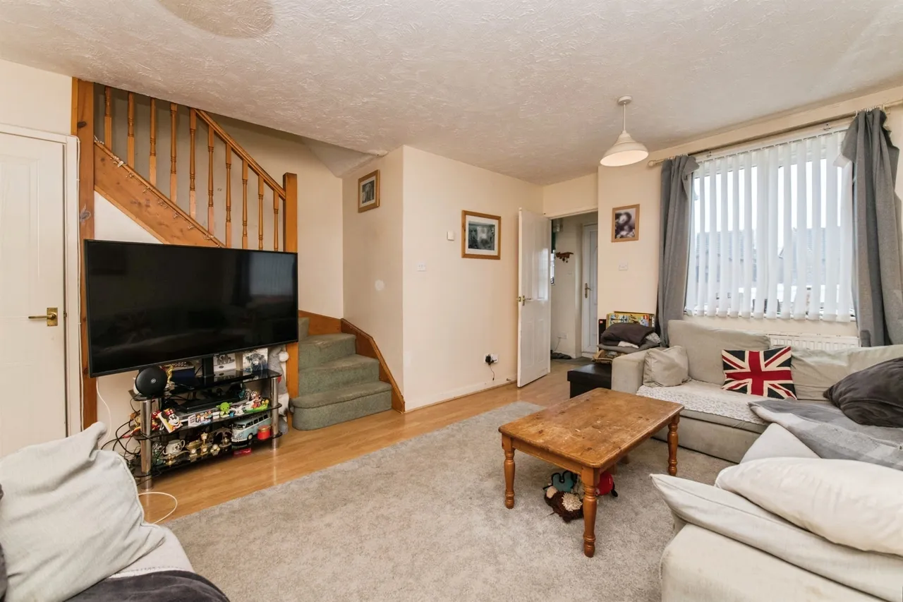 Henley Close, Chardstock, EX13, photo 3