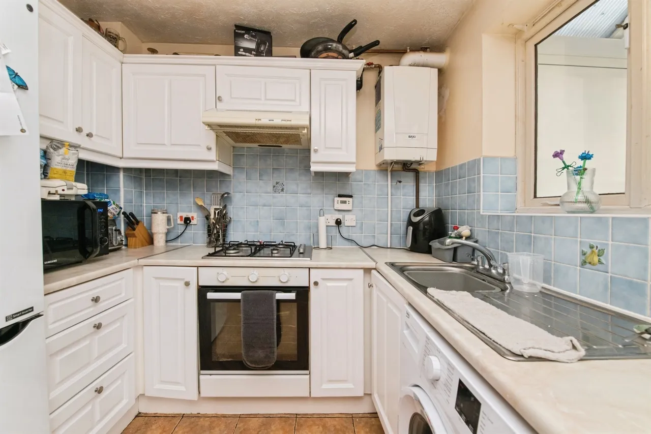 Henley Close, Chardstock, EX13, photo 5