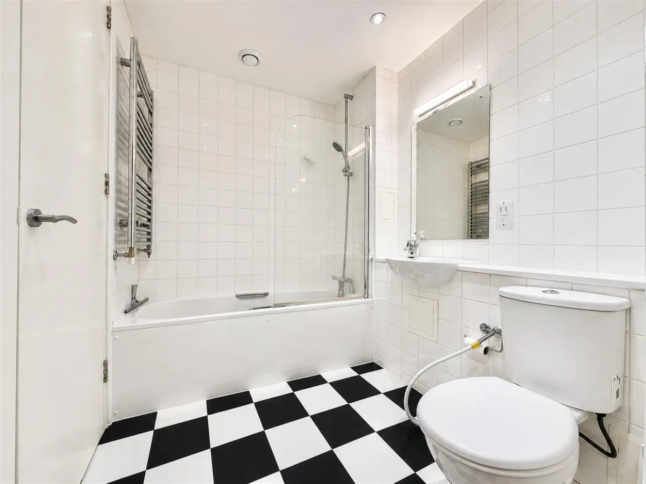 North Drive, Hounslow, TW3, photo 7