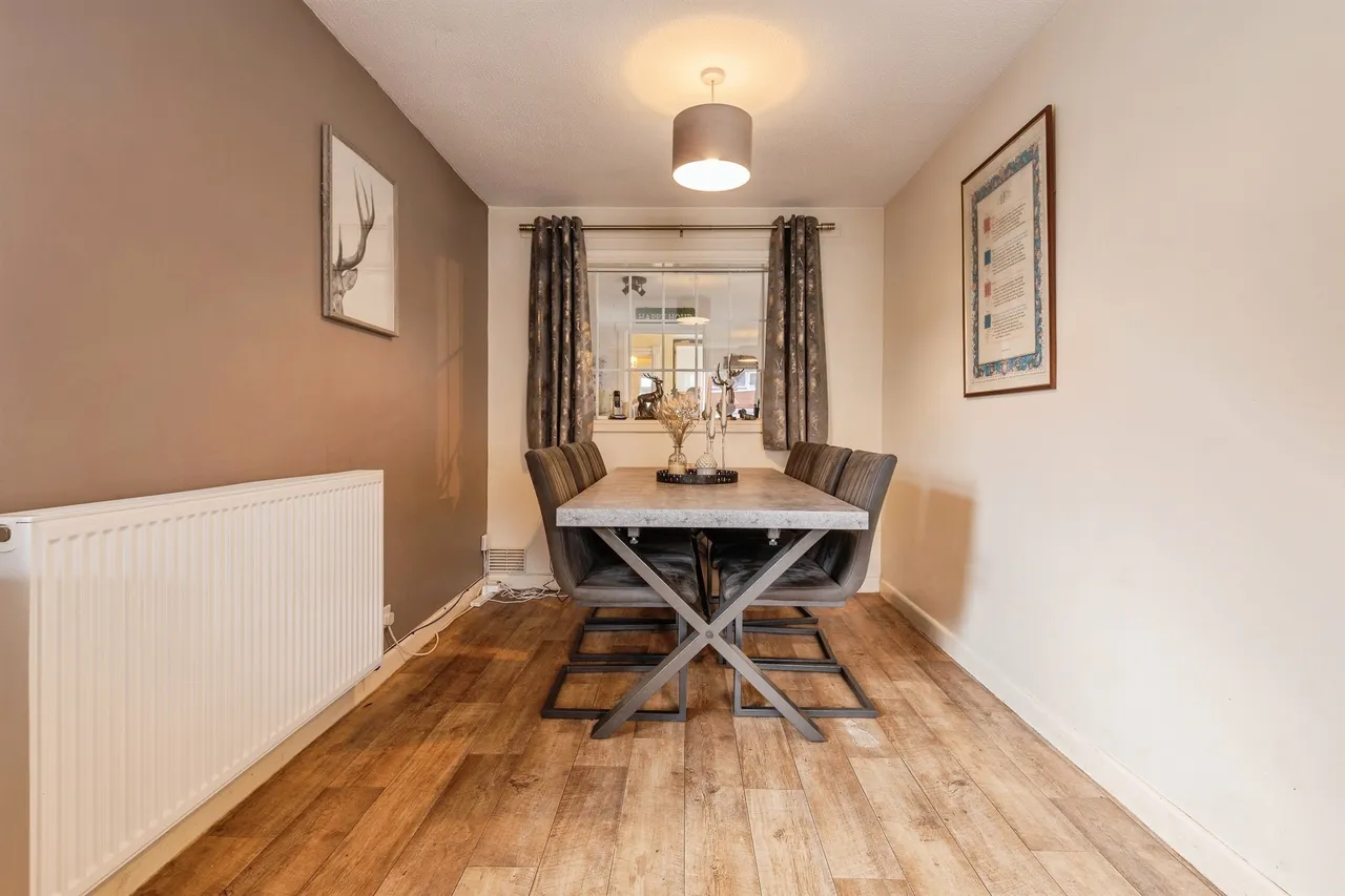Barrow Drive, Taunton, photo 3
