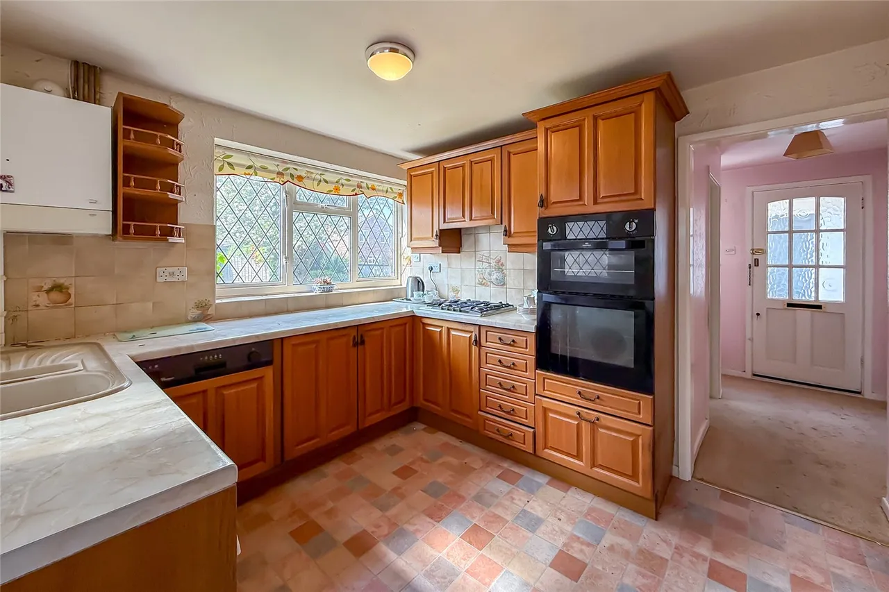 High Ash Road, Wheathampstead, Hertfordshire, AL4 8DY, photo 3