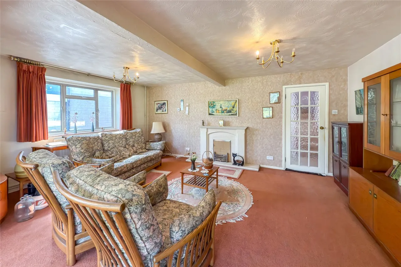 High Ash Road, Wheathampstead, Hertfordshire, AL4 8DY, photo 4