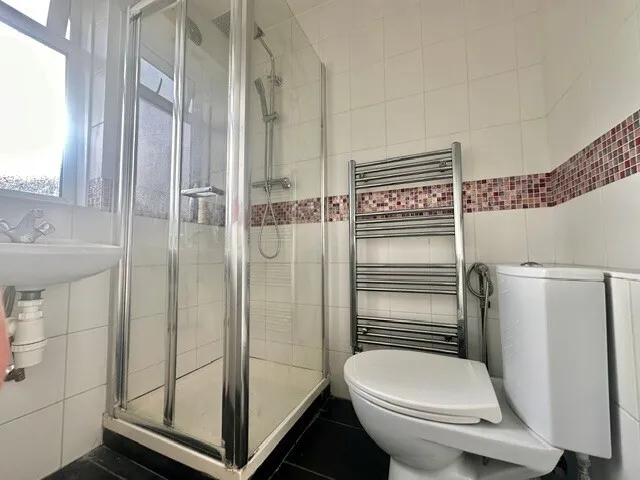 Faircross Avenue, IG11, photo 5