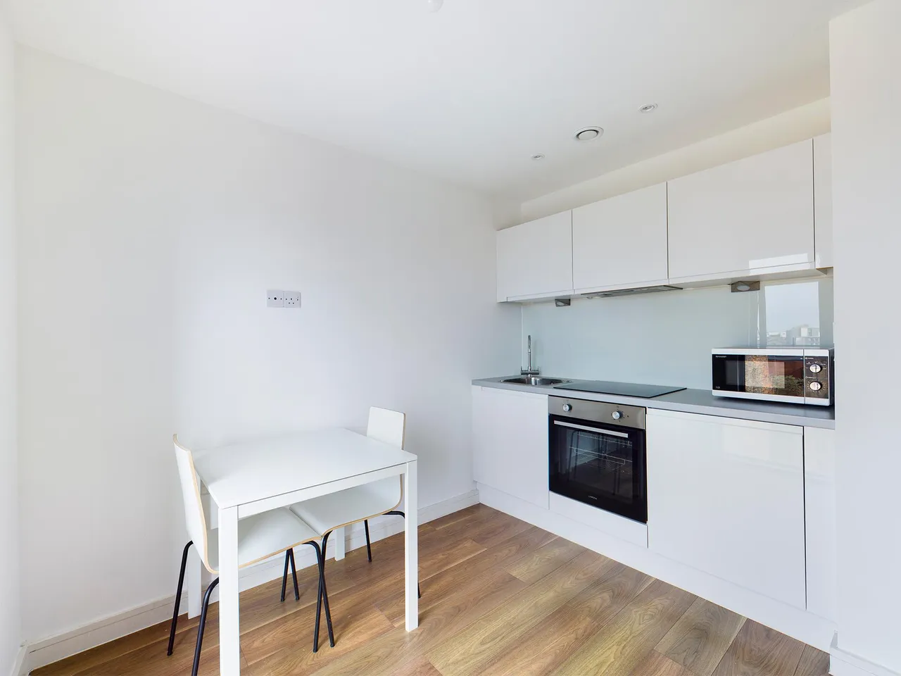 Parr Street, L1, photo 5