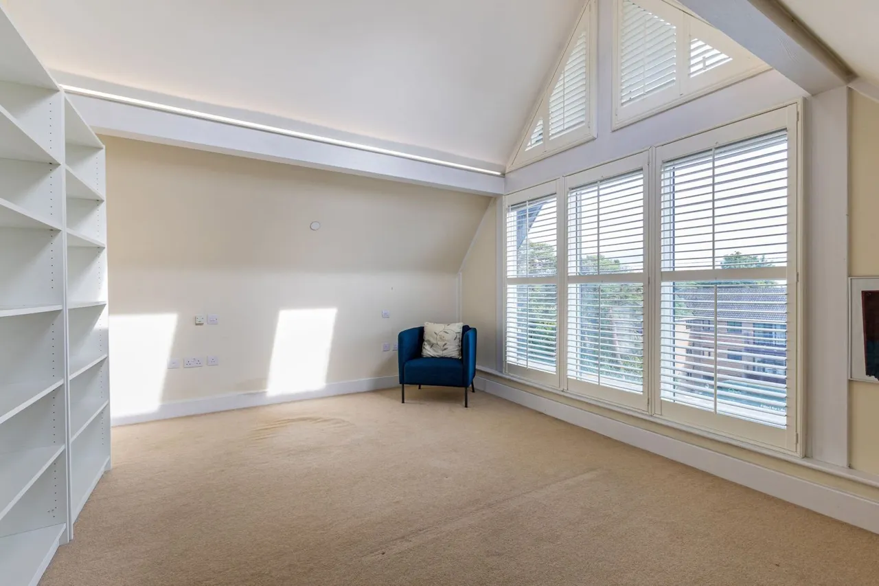 Henley Court, 3 Hernes Crescent, North Oxford, OX2 7PS, photo 9