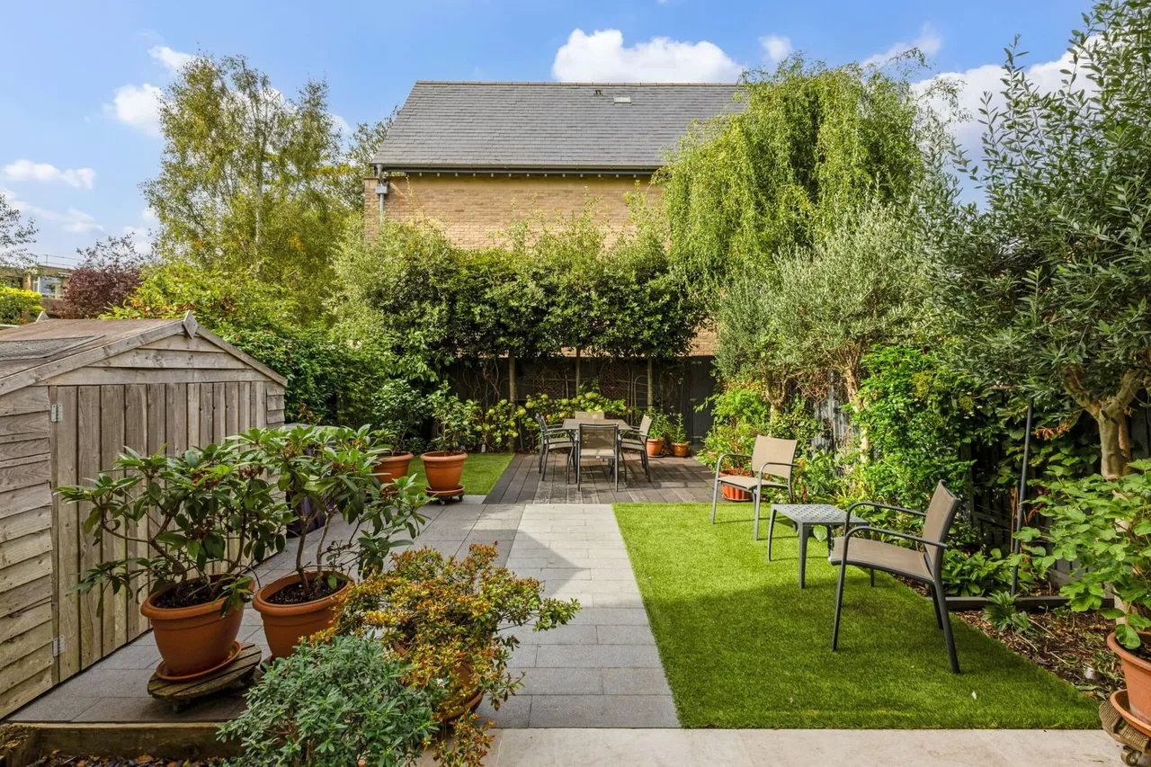 Henley Court, 3 Hernes Crescent, North Oxford, OX2 7PS, photo 2