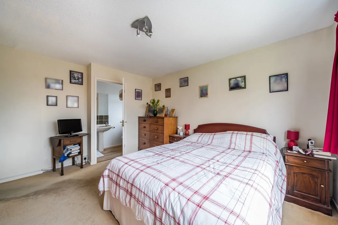 Waverley Close, Odiham, Hampshire, RG29 1AT, photo 10