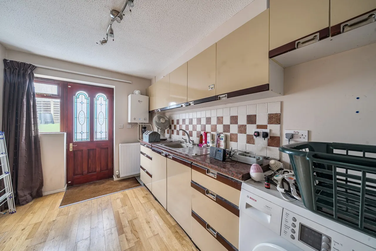 Waverley Close, Odiham, Hampshire, RG29 1AT, photo 8