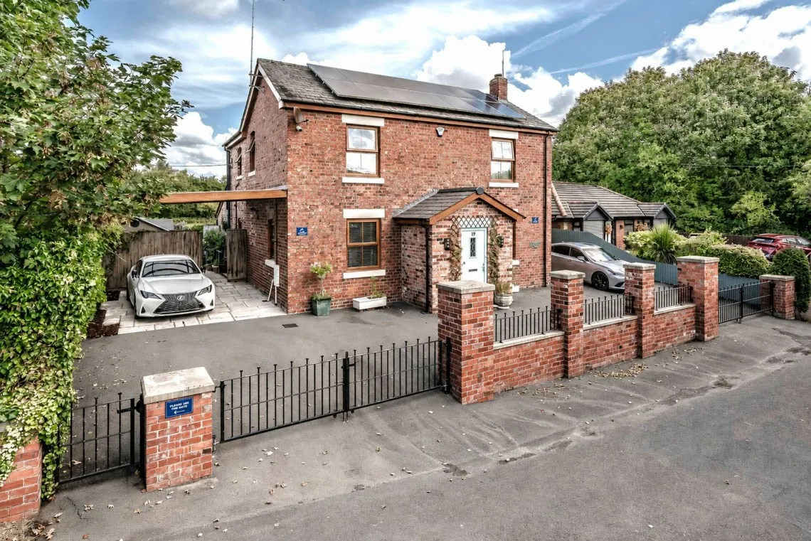 Cocker Lane, Leyland, PR26, photo 5