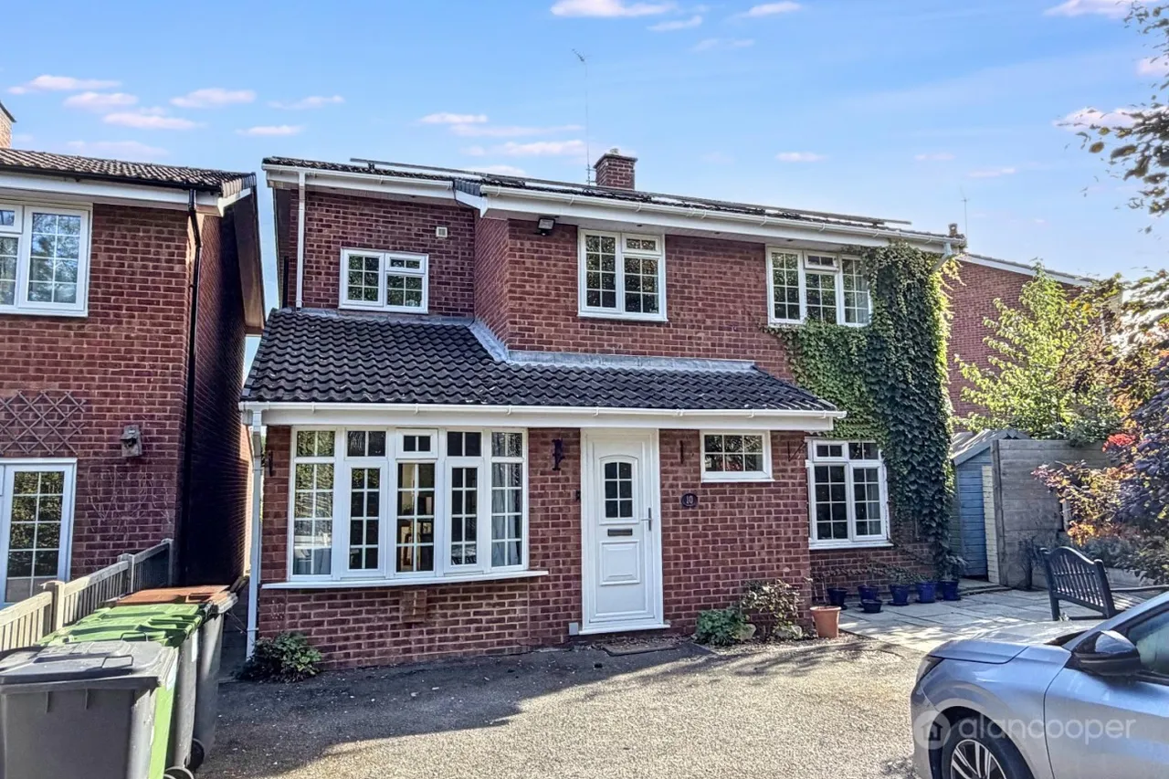 4 bed house for sale, Chartwell Close, Whitestone, CV11