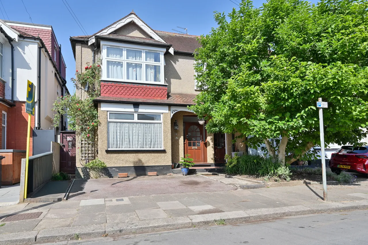 76 Radnor Road, Harrow, photo 9
