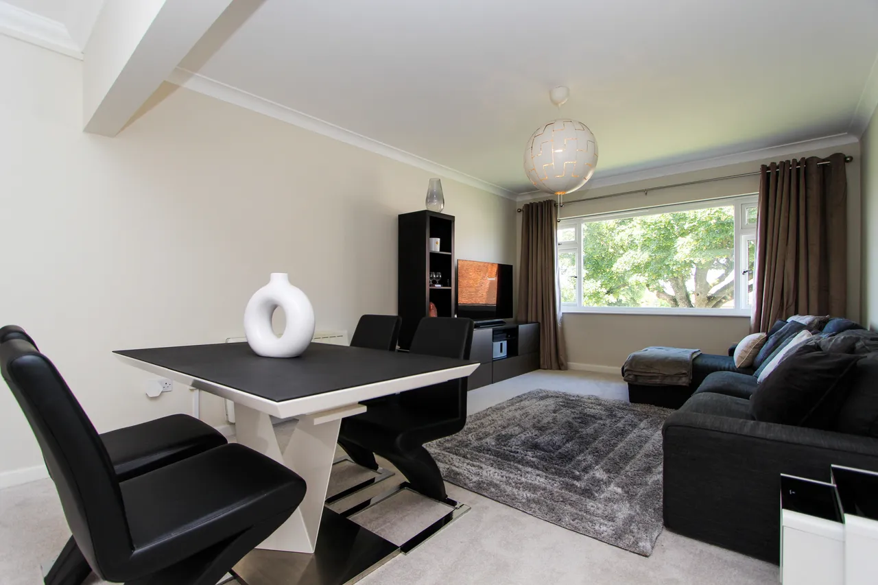 Flat 6, Kings Court Hill Village Road, Sutton Coldfield, Sutton Coldfield, B75 5DP, photo 2