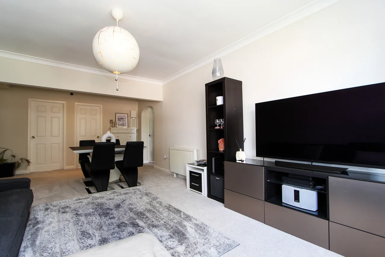 Flat 6, Kings Court Hill Village Road, Sutton Coldfield, Sutton Coldfield, B75 5DP, photo 6