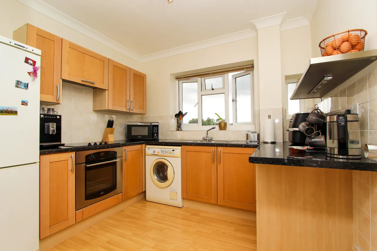 Flat 6, Kings Court Hill Village Road, Sutton Coldfield, Sutton Coldfield, B75 5DP, photo 8