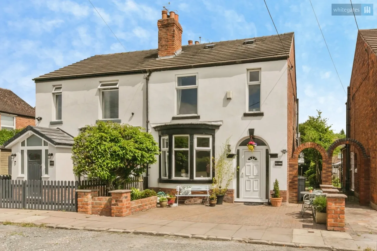 3 bed house for sale, Middlewich Road, Wistaston, CW5