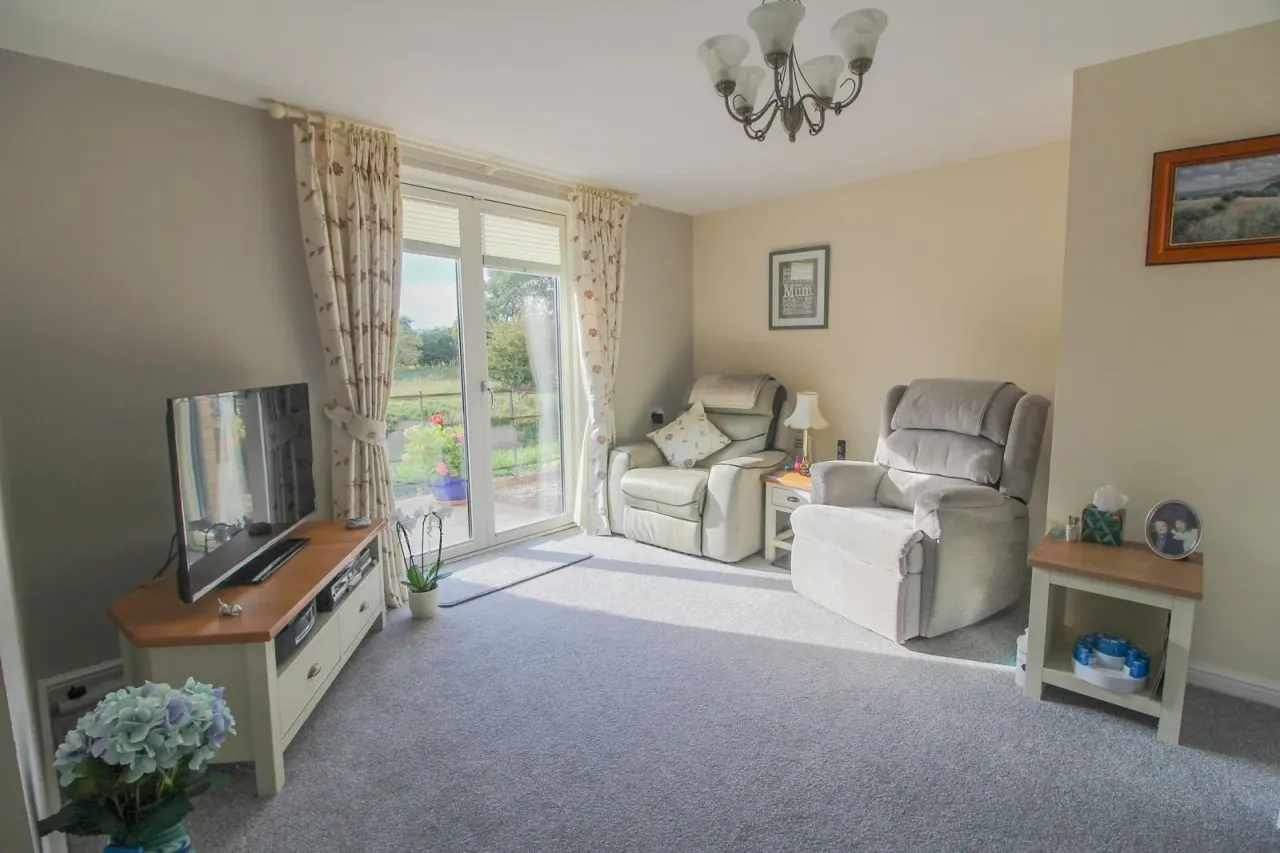 Shortmead Street, Biggleswade, SG18, photo 2