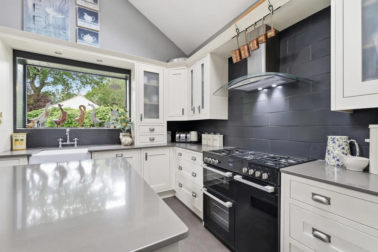 Plantation Avenue, Bessacarr, DN4, photo 8