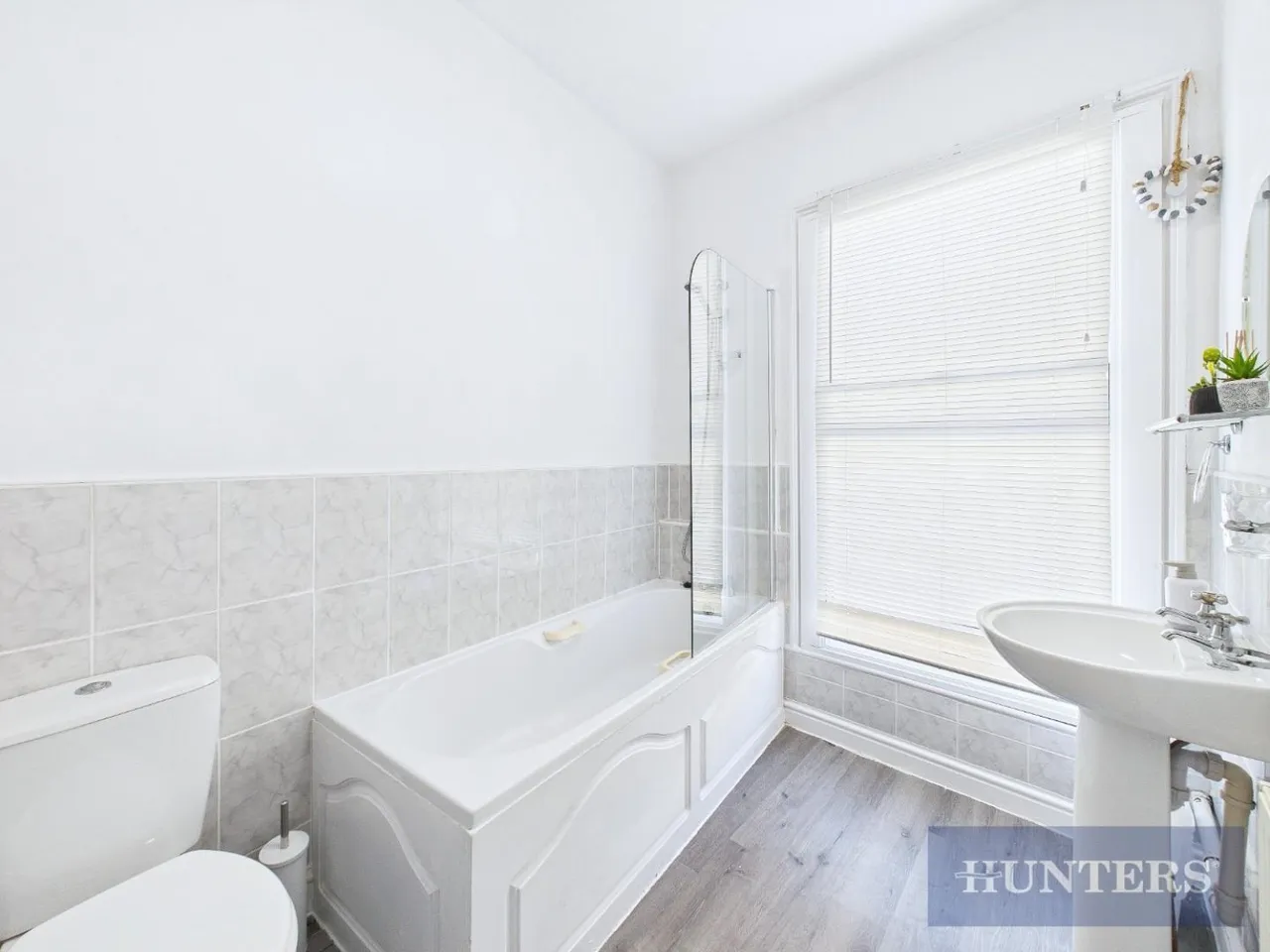 Eastborough, Scarborough, YO11, photo 11