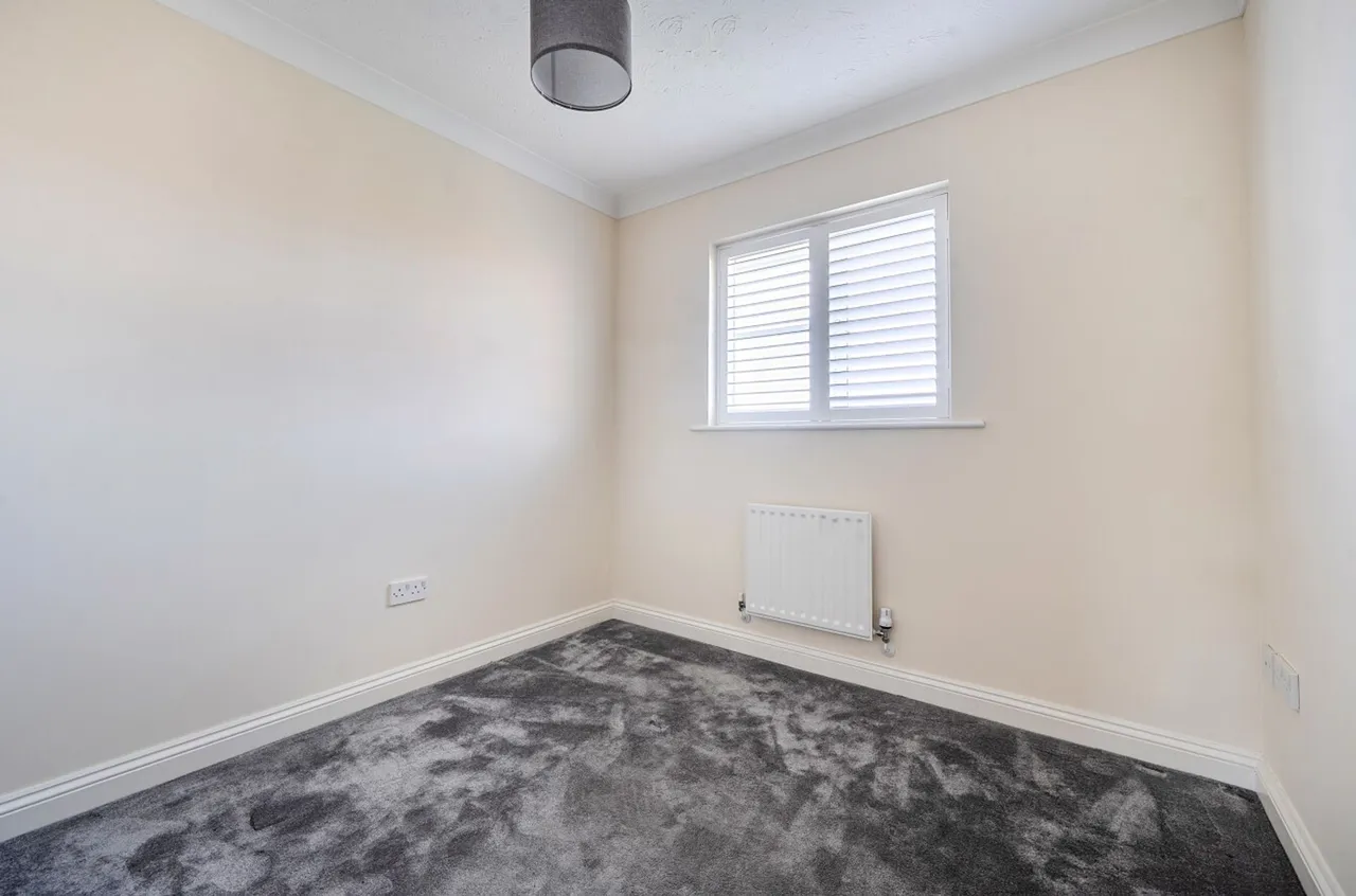Wilton Close, Bracklesham Bay, PO20, photo 9