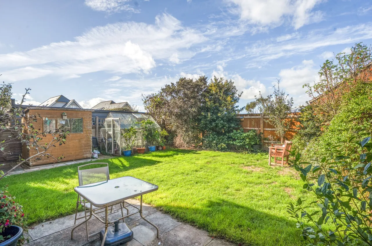 Wilton Close, Bracklesham Bay, PO20, photo 2