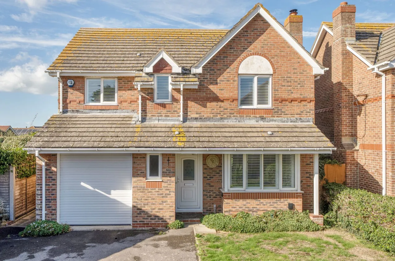 Wilton Close, Bracklesham Bay, PO20, photo 20