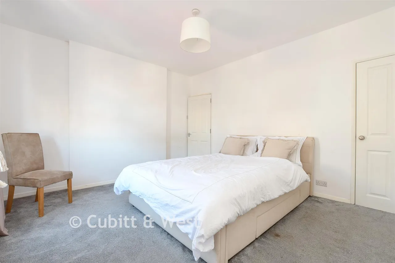 Yorke Road, Reigate, RH2, photo 10