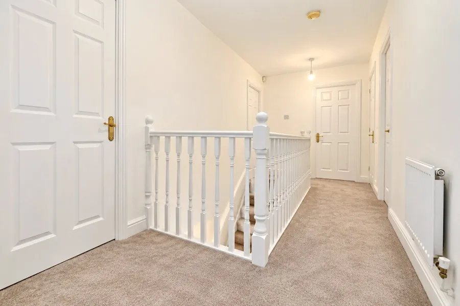 with 5 bedrooms in St Michaels Mead, Bishops Stortford, CM23, photo 11