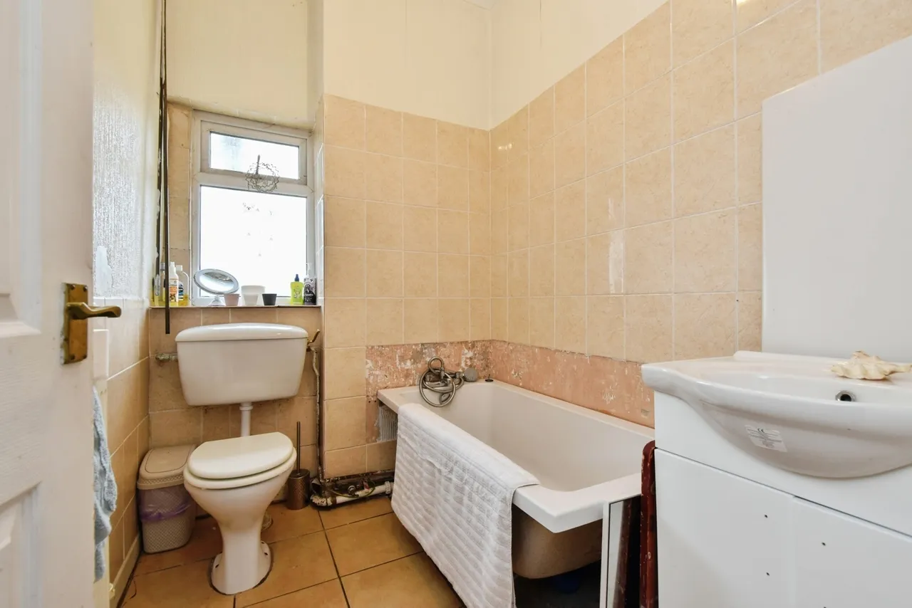 Brynamman Road, Lower Brynamman, SA18, photo 14