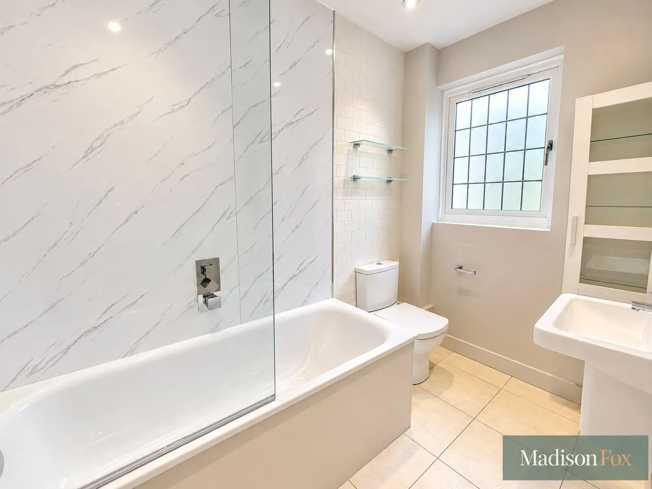 High Road, Chigwell, IG7, photo 10