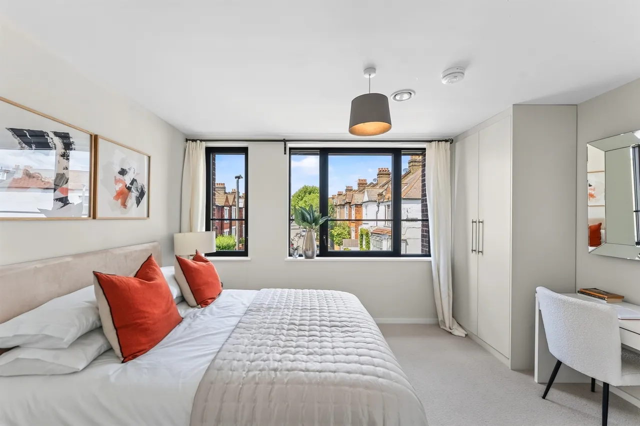 Fallsbrook Road, London, SW16, photo 4
