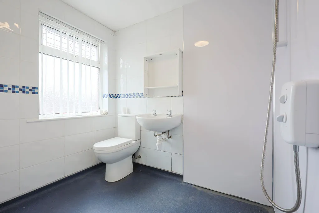 Hazel Avenue, Wigan, photo 17