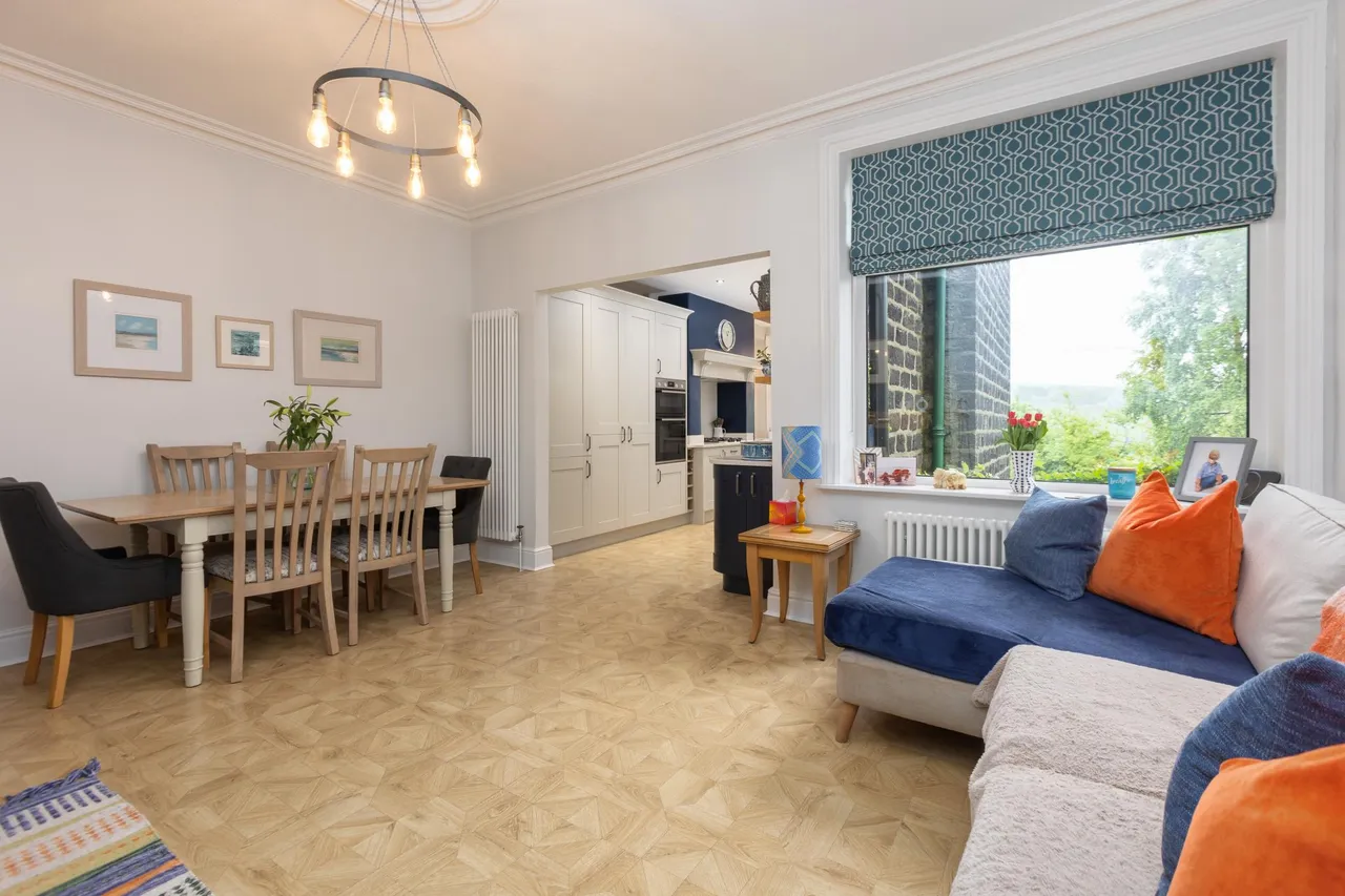 Keighley Road, Colne, BB8, photo 7