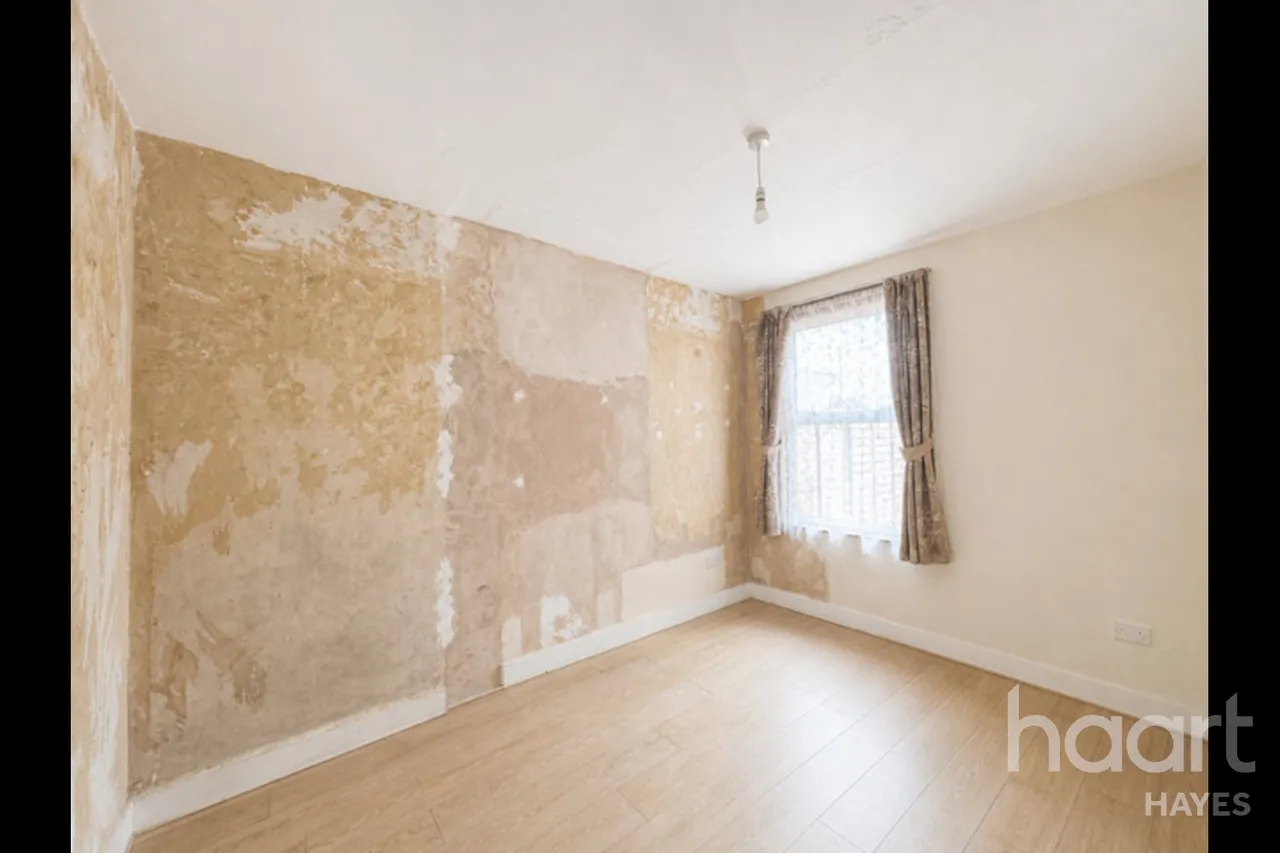 Cromwell Road, Hayes, UB3, photo 6