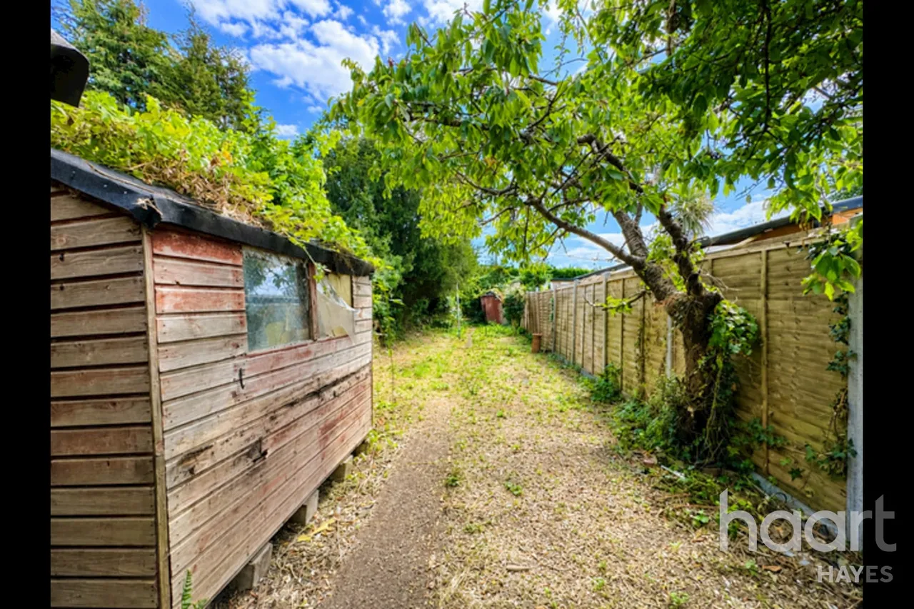 Cromwell Road, Hayes, UB3, photo 13
