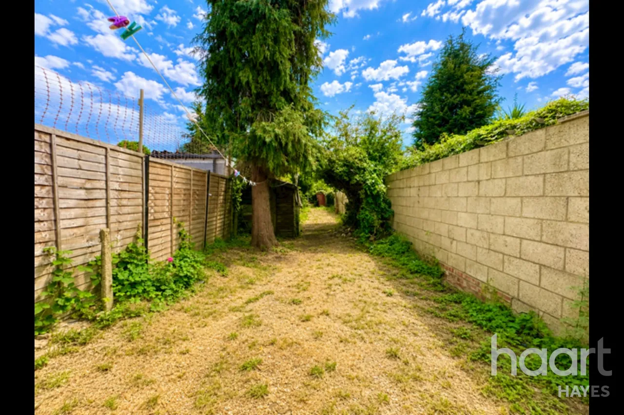 Cromwell Road, Hayes, UB3, photo 12