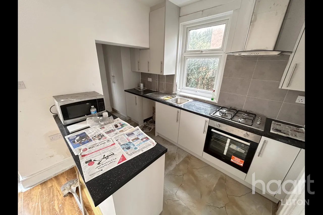 Oakley Road, LU4, photo 3