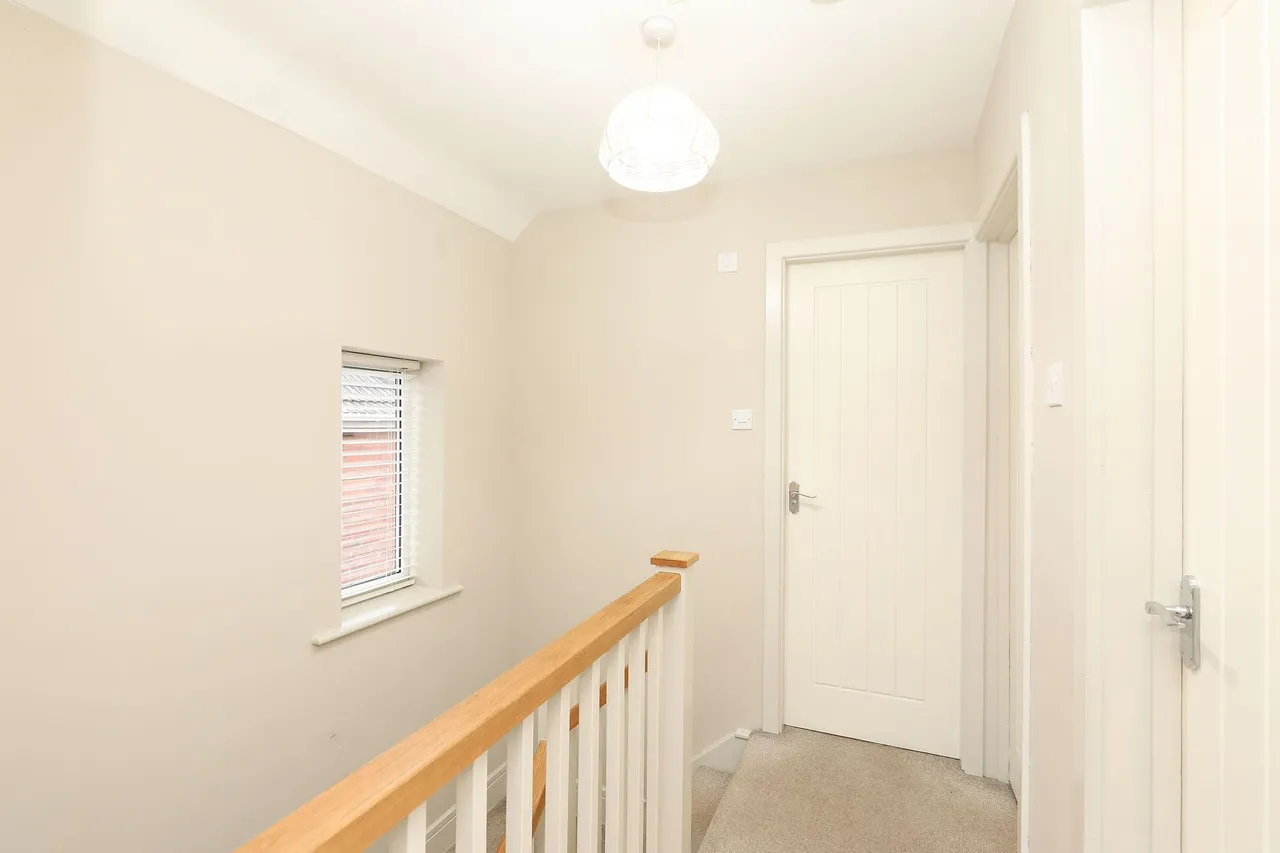 Moorland View Road, Chesterfield, S40, photo 20