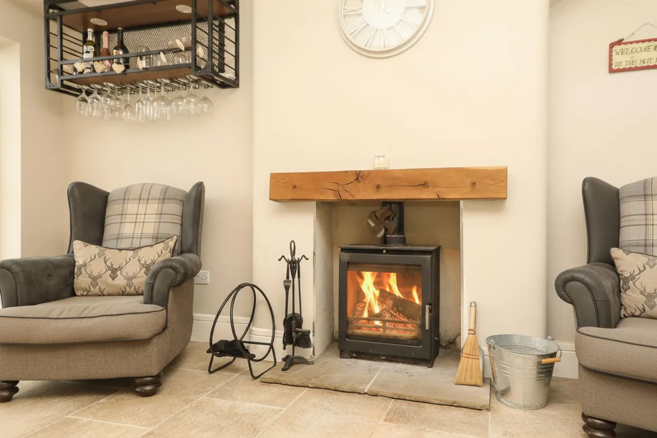 Moorland View Road, Chesterfield, S40, photo 6