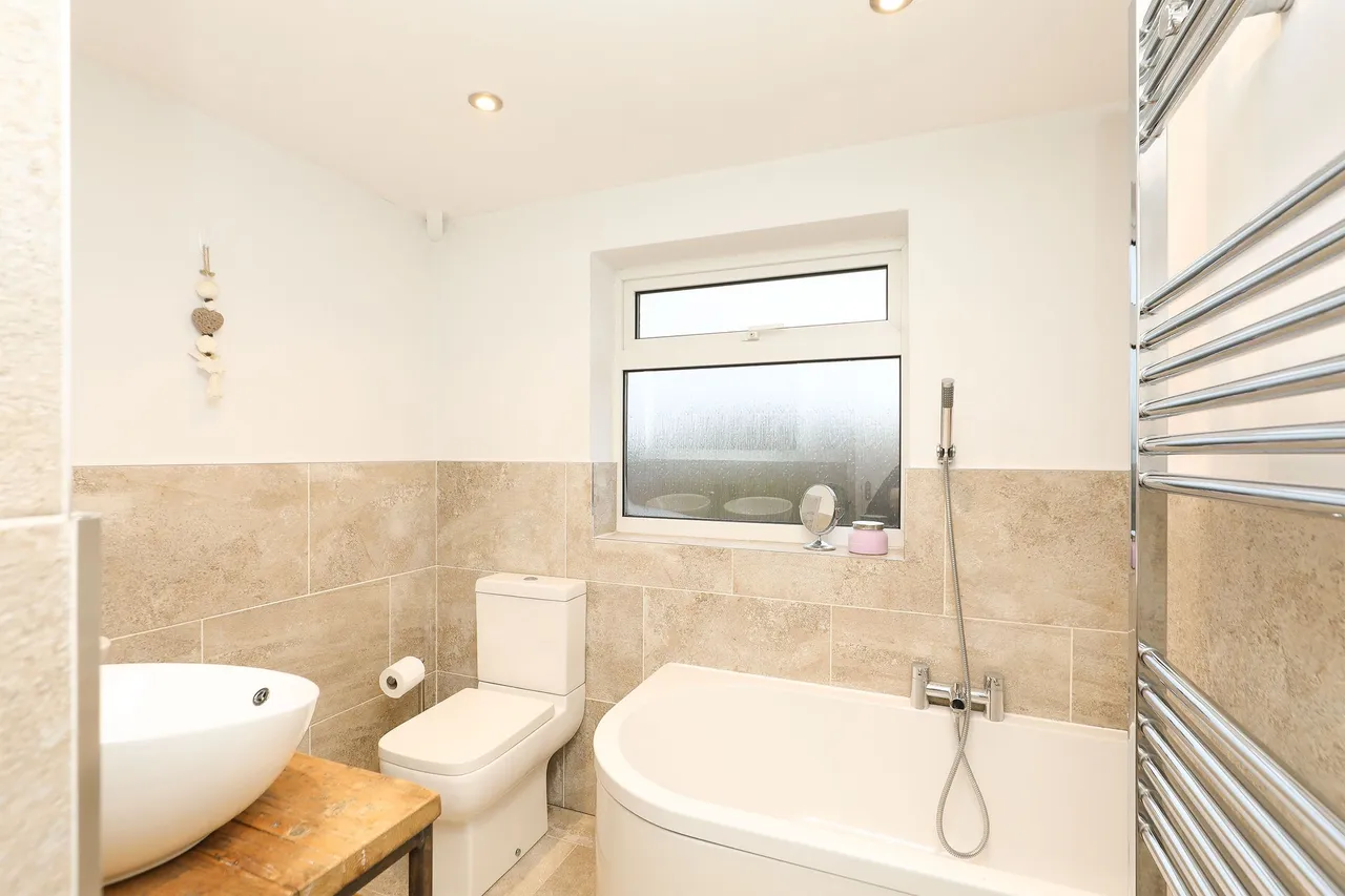Moorland View Road, Chesterfield, S40, photo 17