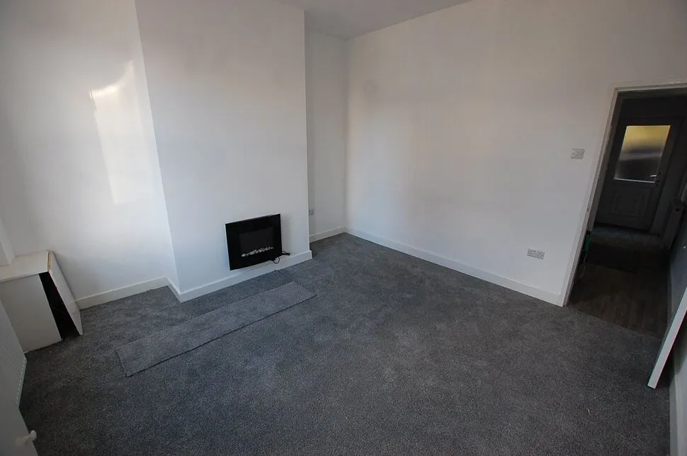Turner Lane, Ashton-under-Lyne, OL6, photo 2