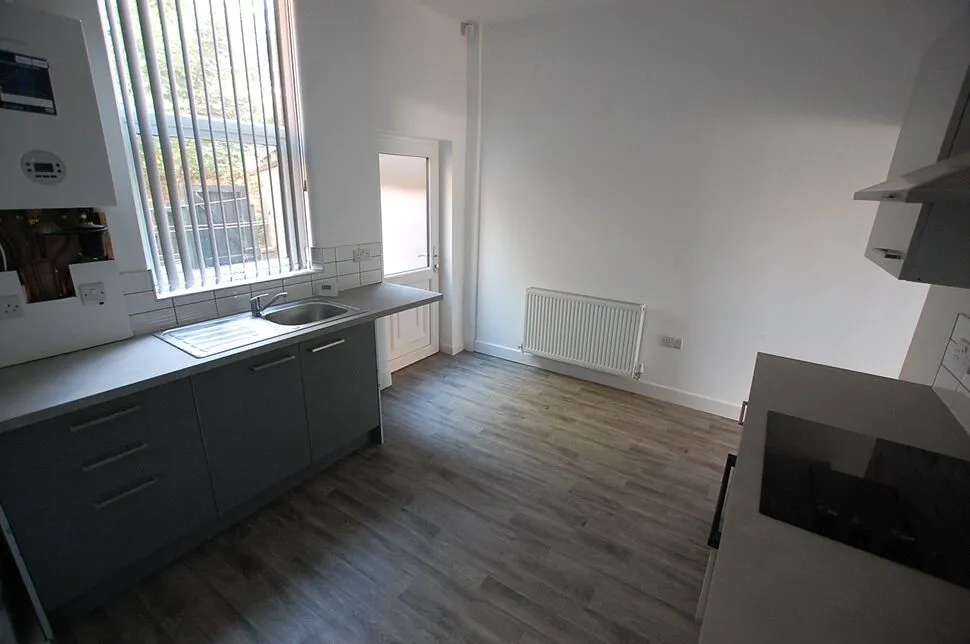 Turner Lane, Ashton-under-Lyne, OL6, photo 9