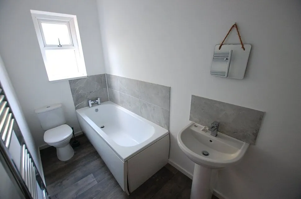 Turner Lane, Ashton-under-Lyne, OL6, photo 6