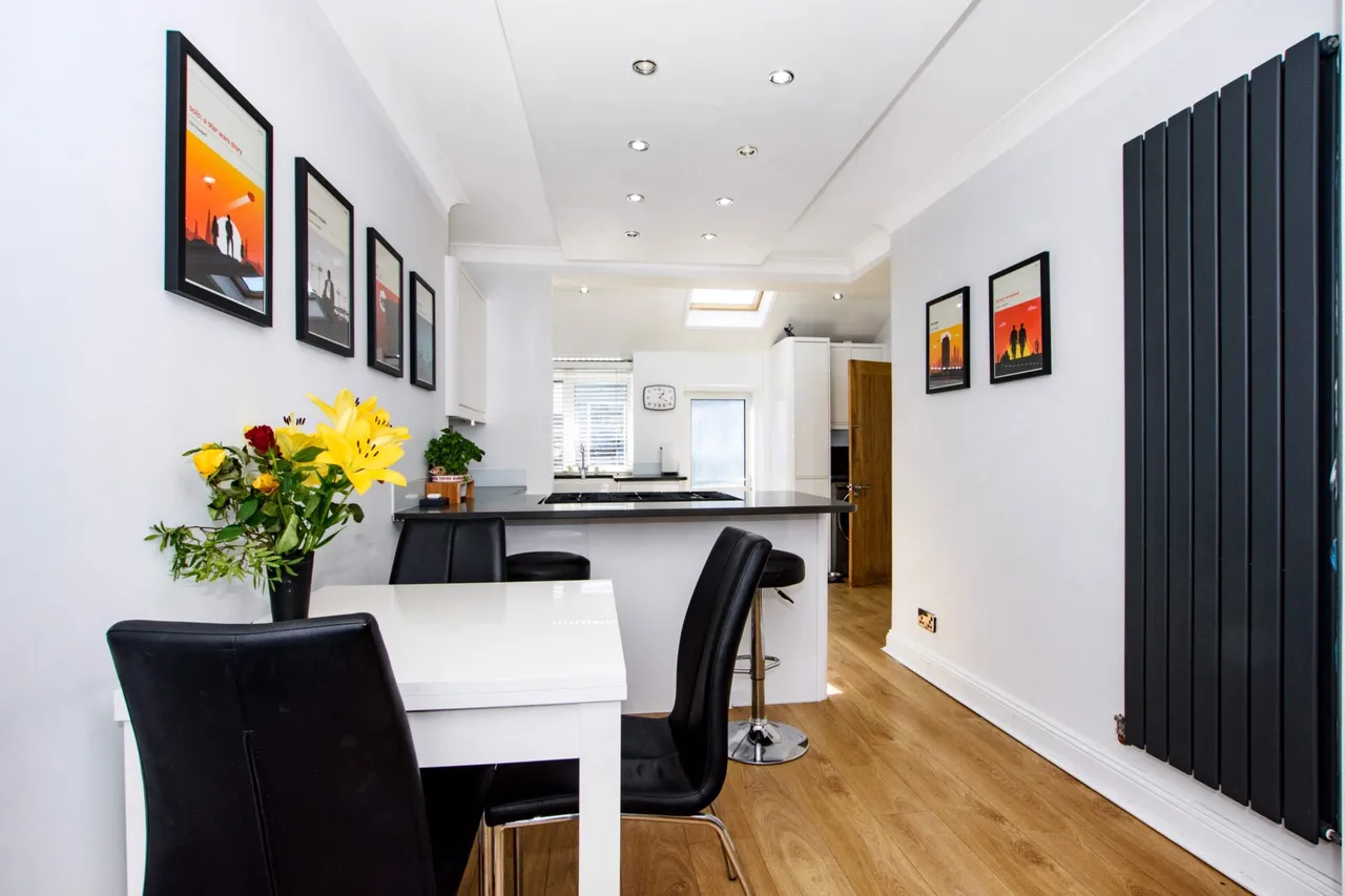 Iron Mill Lane, Dartford, photo 6