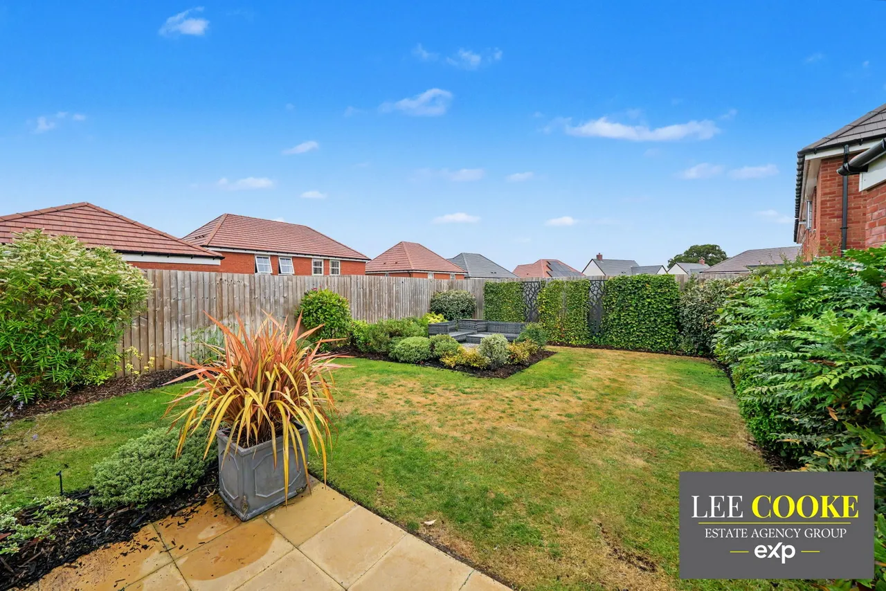 Rose Place, Bicton Heath, SY3, photo 6