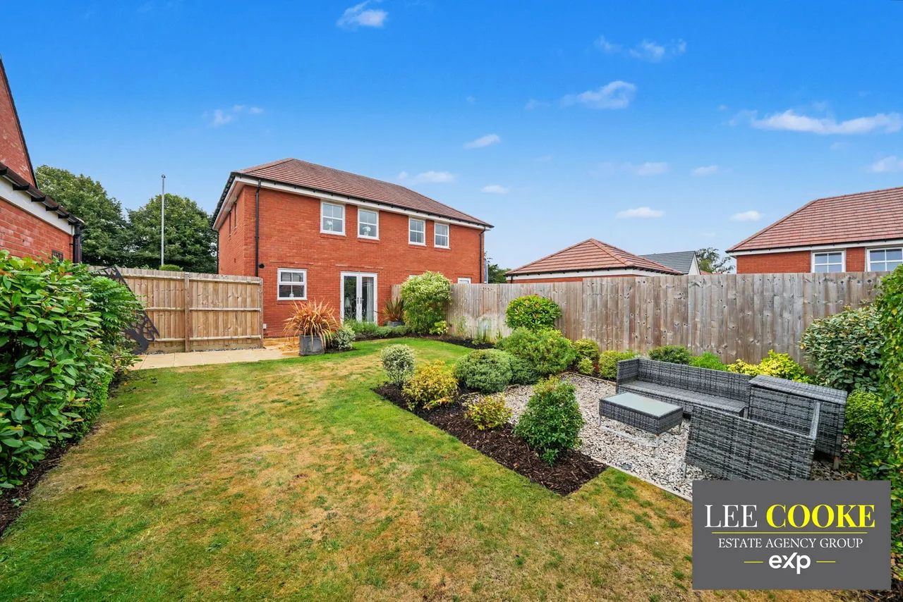 Rose Place, Bicton Heath, SY3, photo 4