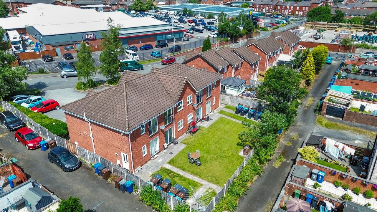 Turnill Drive, Ashton-In-Makerfield, Wigan, Wigan, WN4 9HE, photo 15