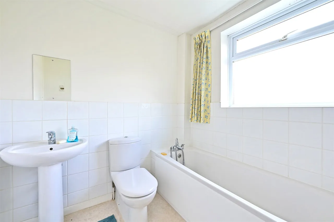 Rochester Grove, Fleet, Hampshire, GU51 3LU, photo 9