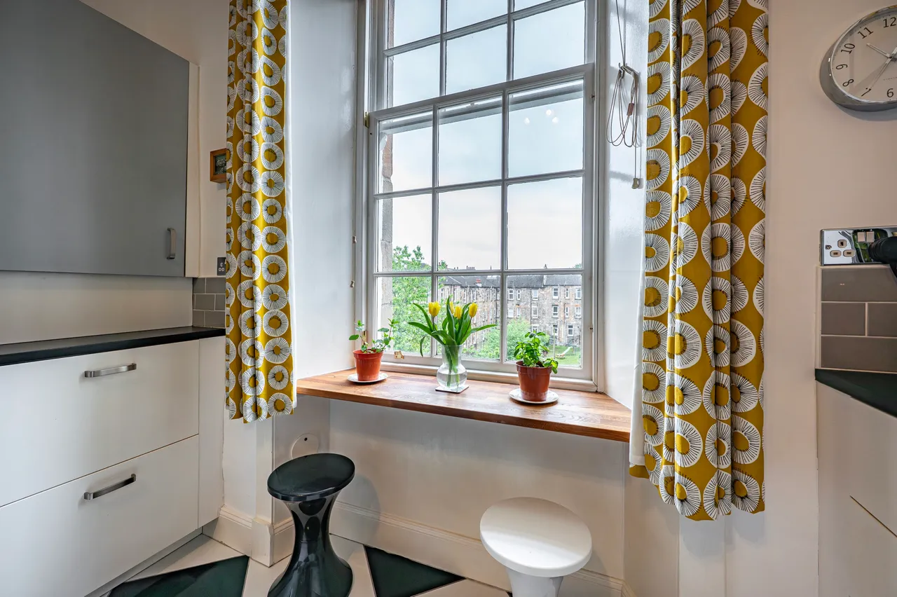 Albert Drive, Pollokshields, G41, photo 13