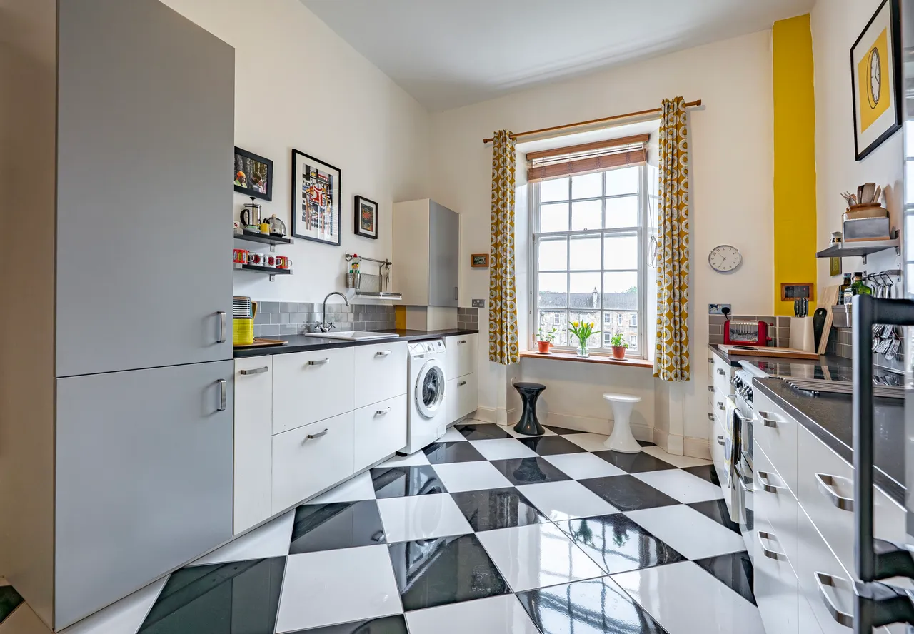 Albert Drive, Pollokshields, G41, photo 10