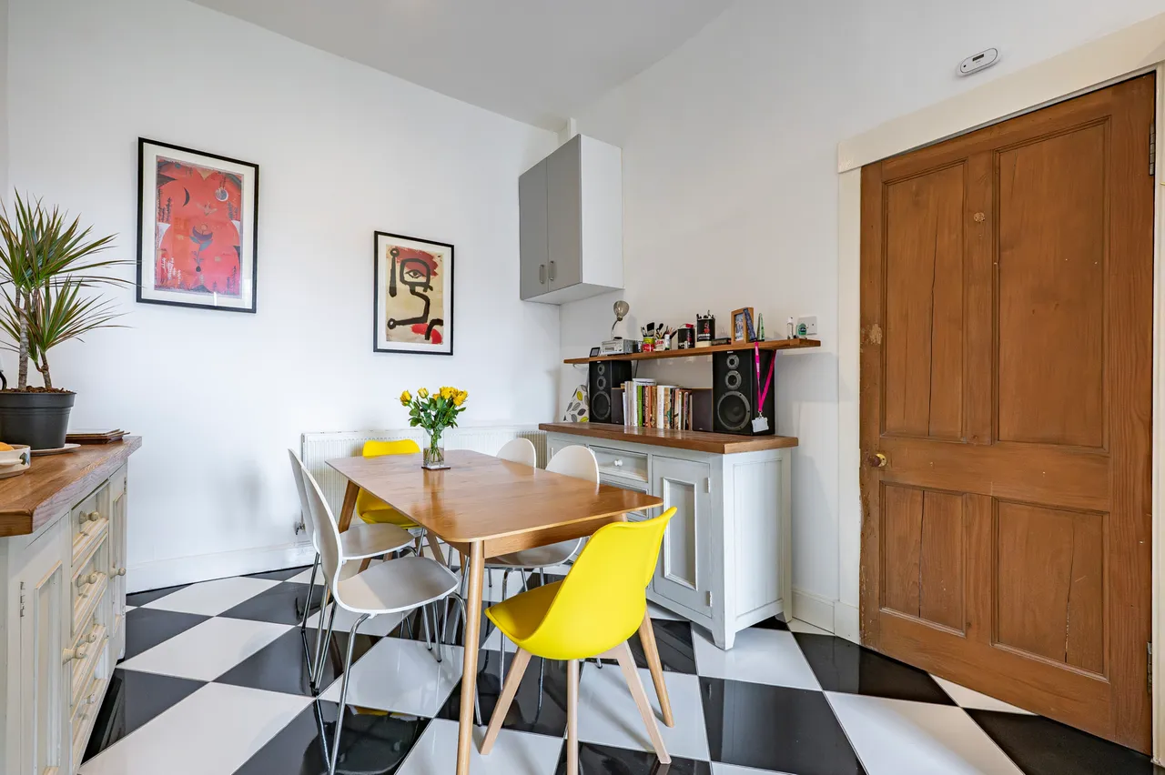 Albert Drive, Pollokshields, G41, photo 17